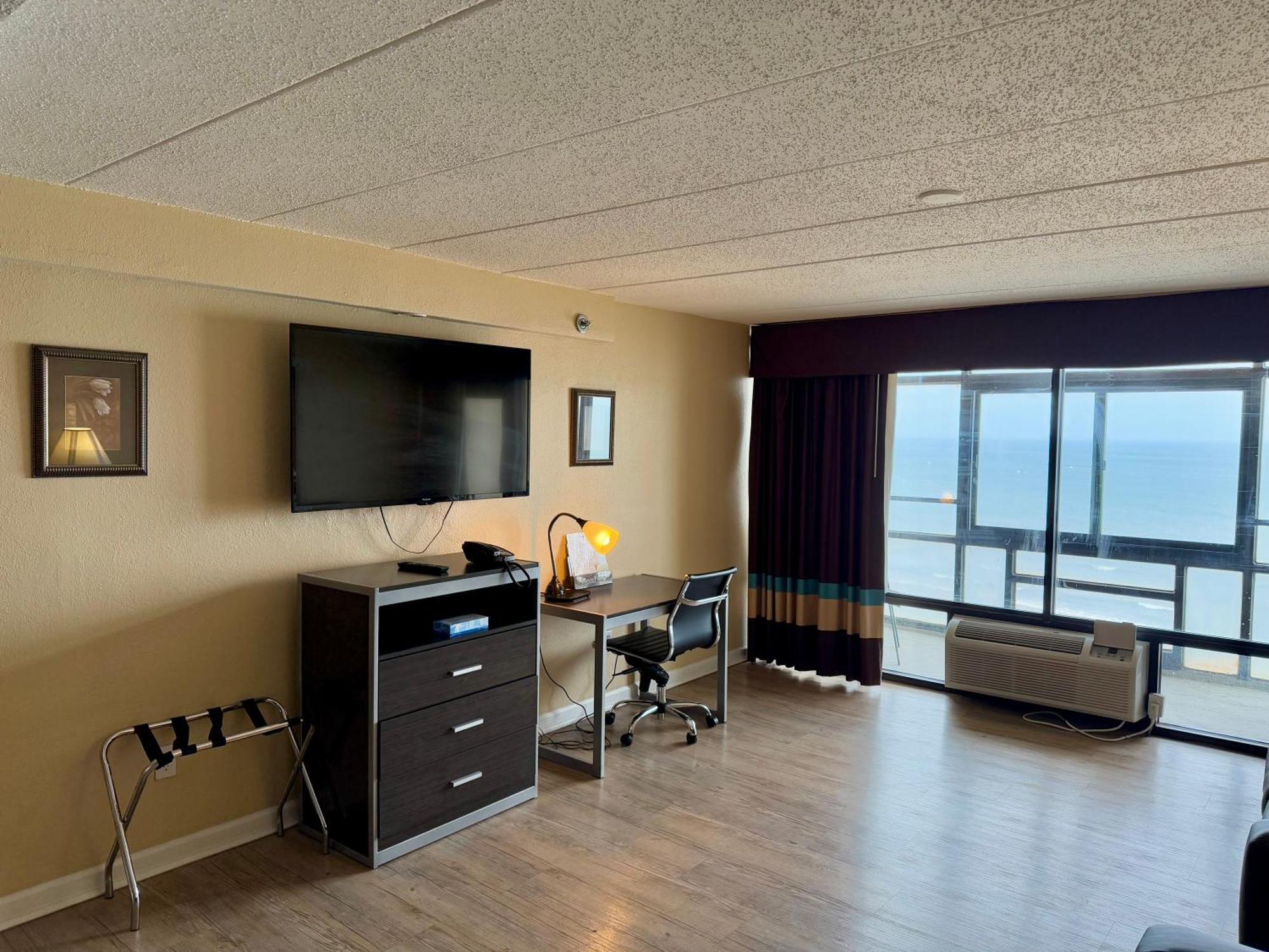 Travelodge By Wyndham Suites Virginia Beach Oceanfront Exterior foto
